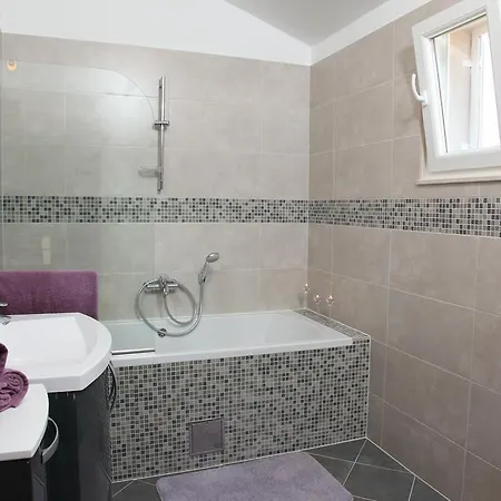 Holiday Vinka Vila Rogoznica (Sibenik-Knin)