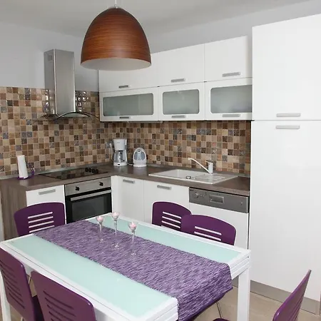 Holiday Vinka Vila Rogoznica (Sibenik-Knin)