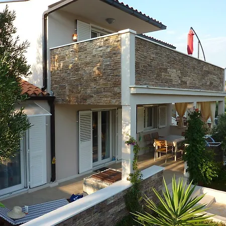 Holiday Vinka Vila