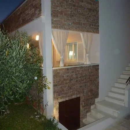 Holiday Vinka Vila Rogoznica (Sibenik-Knin)
