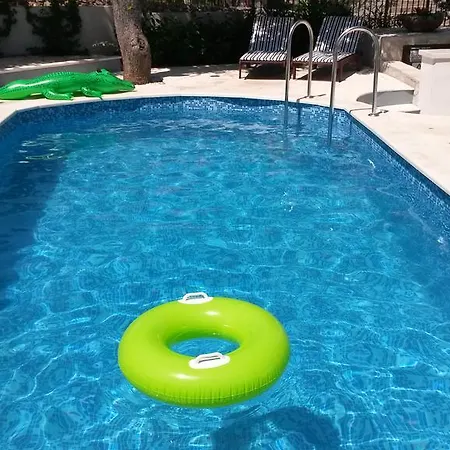 Holiday Vinka * Rogoznica (Sibenik-Knin)